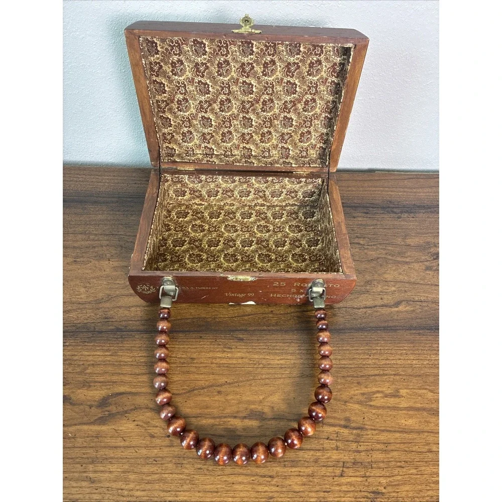 Vintage CESCA UNICO Cigar Box‎ Purse Wooden Beaded Handle Unique Old World 1990s